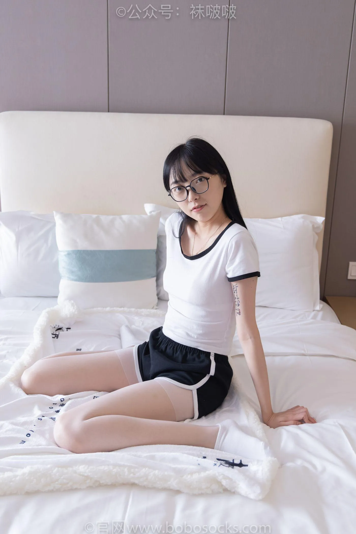 [BoBoSocks袜啵啵]NO.037 稚予-帆布鞋、短白棉袜、白丝 [136P]插图9